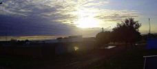Quinta-feira de sol com algumas nuvens e tempo firme em Dourados