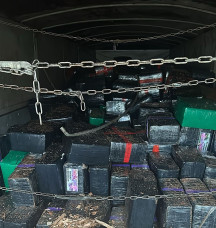 Polícias de MS e do Paraná apreendem carreta com 10t de maconha na fronteira