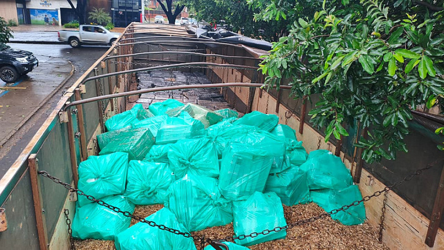 Suspeito é preso e 6 toneladas de maconha são apreendidas na região de Dourados