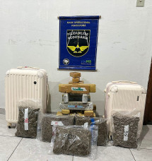 Mulher é presa com carga de droga avaliada em R$ 53,2 mil em ônibus na fronteira