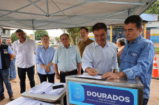 Prefeitura inicia recapeamento de 3 quilômetros nas ruas Clóvis Cerzósimo de Souza e Iguassu