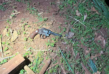 Denunciado por violência doméstica, foragido morre em confronto com a polícia