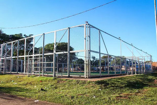 Jovem de 20 anos é assassinado a tiros em quadra de futebol
