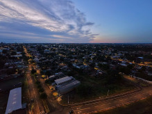 Quarta começa com céu nublado, mas sol aparece ao longo do dia