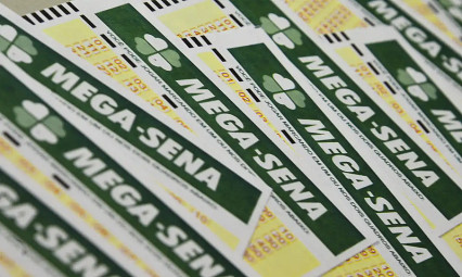 Mega-Sena acumula e prêmio chega a R$ 23 milhões; veja os números sorteados