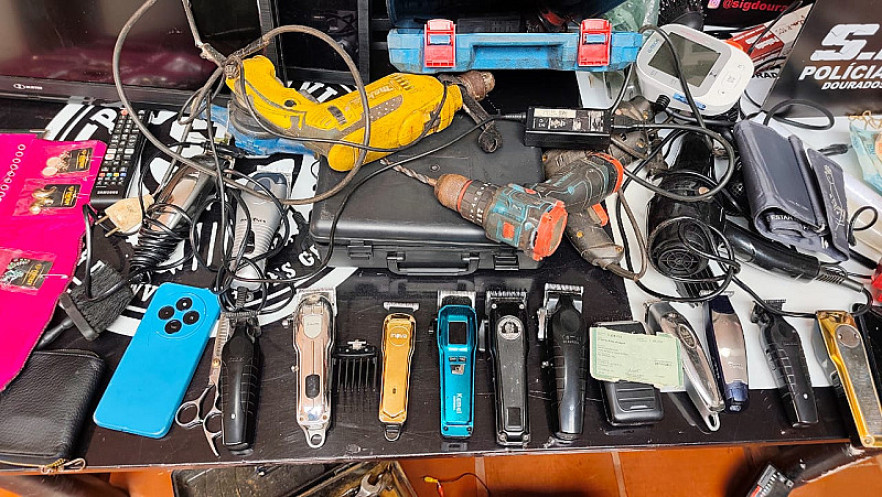 Ladrão que furtava salões de beleza é preso e leva polícia a ponto de tráfico que recebia produtos