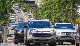 Licenciamento de veículos com placas finais 1, 2 e 3 vence nesta sexta