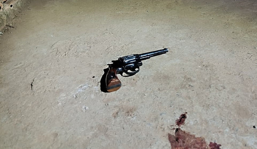 Foragido é alvo de operação, reage armado e morre em confronto com policiais