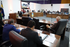 Câmara Dourados faz primeira sessão após recesso nesta segunda-feira