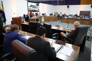 Câmara Dourados faz primeira sessão após recesso nesta segunda-feira
