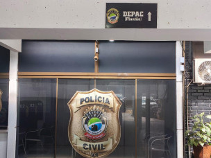 Barbearia é arrombada e criminosos furtam 15 equipamentos em Dourados
