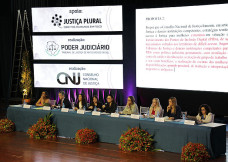 Participantes da 20ª Jornada Lei Maria da Penha votam propostas para Carta do encontro