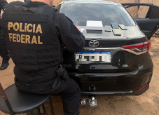 Polícia Federal cumpre mandados em operação contra esquema de descaminho e extorsão