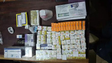 Polícia apreende medicamentos para emagrecer e 14 iPhones