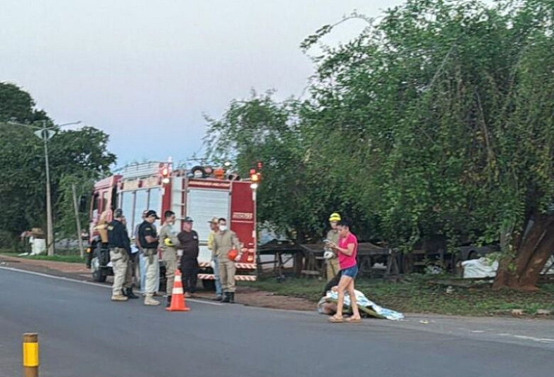Adolescente de 13 anos morre atropelado por carreta