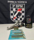 Polícia apreende revólver e 18 munições intactas após denúncia de tiros em festa