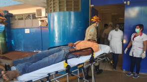 Tratorista é atingido por descarga elétrica ao derrubar poste com trator em Indápolis