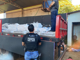 Droga apreendida durante confronto com traficantes pode passar de 4 toneladas, diz delegado