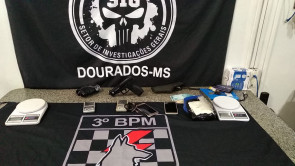 SIG e PM cumprem mandado de busca da Vila Cachoeirinha e albergado é preso por tráfico de droga