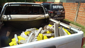 Defron fecha depósito de droga no Jardim Guaicurus; um homem é preso