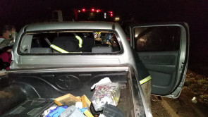 Homem morre depois de bater camionete em caminhão carregado de bebida em Itaporã