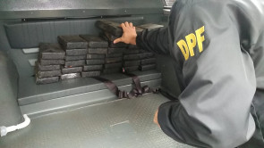 PF apreende mais de 300 quilos de cocaína em carreta entre Itaporã e Maracaju