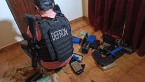 Defron apreende 76 tabletes de pasta base de cocaína no Campo Dourado