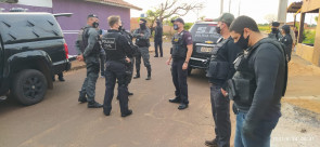 SIG prende 3 pessoas acusadas de tráfico de drogas e receptação