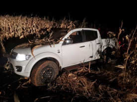 Defron apreende caminhonete roubada com 1,5 tonelada de maconha na BR-463