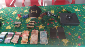 Gaeco deflagra operação que mira o comércio ilegal de arma e munições em Dourados