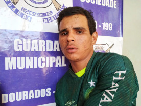 Dupla é presa pela Guarda Municipal após ser flagrada furtando fios de energia no Ceper do 3° Plano