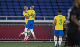 Atacante marcou os três primeiros gols no triunfo por 4 a 2; Foto: Lucas Figueiredo/CBF