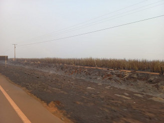 Ações de combate já ultrapassam as 24 horas e já atingiu cerca de 3 mil hectares; Foto: Divulgação/Assecom