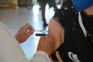 Nesta quinta-feira (26), haverá apenas a vacinação Dose 2 no Centro de Convivência do Idoso; Foto: Divulgação/Assecom