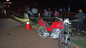 Motociclista que estava na contramão de rodovia, bate de frente contra carro e morre em Dourados