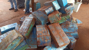 Defron prende dupla com quase 2 toneladas de drogas em Dourados