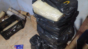 Defron fecha entreposto e apreende 1,5 toneladas de drogas em Dourados