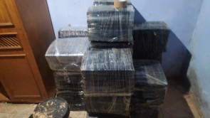 Defron fecha entreposto e apreende 1,5 toneladas de drogas em Dourados