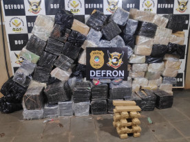 Defron fecha entreposto e apreende 1,5 toneladas de drogas em Dourados