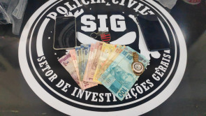 Dupla é presa pelo SIG após assaltar idosa e causar prejuízo de R$ 10 mil