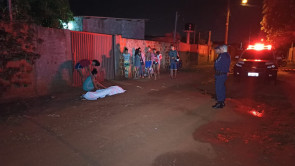 Homem é executado com vários tiros de pistola na Vila São Brás