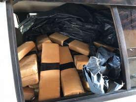 Jovem de 18 anos é preso pelo DOF com aproximadamente 1t de maconha na MS-156