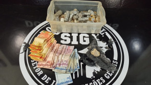 SIG fecha ‘boca da Sandra’, apreende porções de cocaína e crack em Dourados
