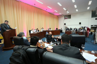 Vereadores de Dourados apreciaram cinco propostas em primeira discussão e votação; Foto: Aparecido Frota