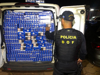 Cigarros foram apreendidos em Sidrolândia; Foto: Divulgação/DOF