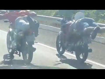 Motociclistas são flagrados fazendo 'racha' pela PRF