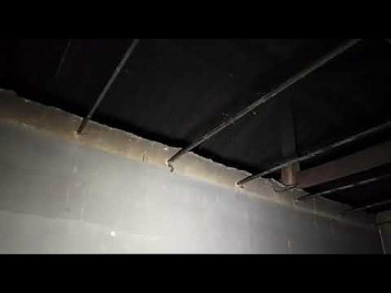 Casa pega fogo e idoso morre carbonizado em Vila Vargas