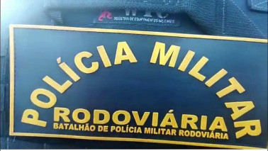 Polícia apreende caminhonetes com quase 3 toneladas de maconha