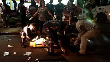 LIGADO NA NOTÍCIA COM O BRONKA Veja o vídeo do acidente que aconteceu no início da noite desta terça-feira, onde um motociclista ficou gravemente feriado,...