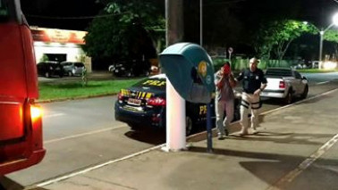 Luciano Verão de Lima, de 36 anos, morador em Deodápolis, foi preso pela Polícia Rodoviária Federal (PRF), na tarde desta sexta-feira (29), em Dourados com 100...